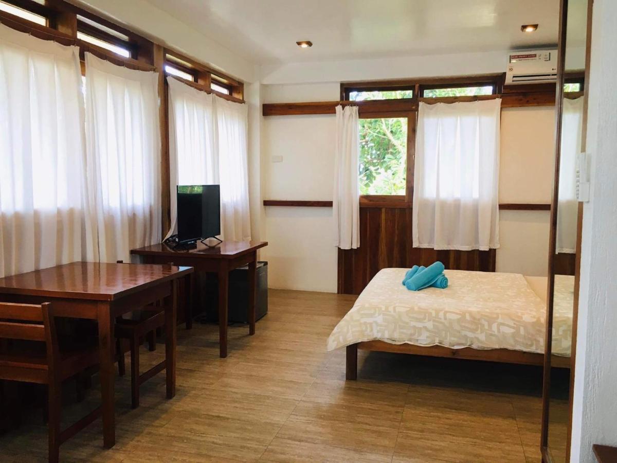 Pahiluna Guesthouse Panglao Buitenkant foto
