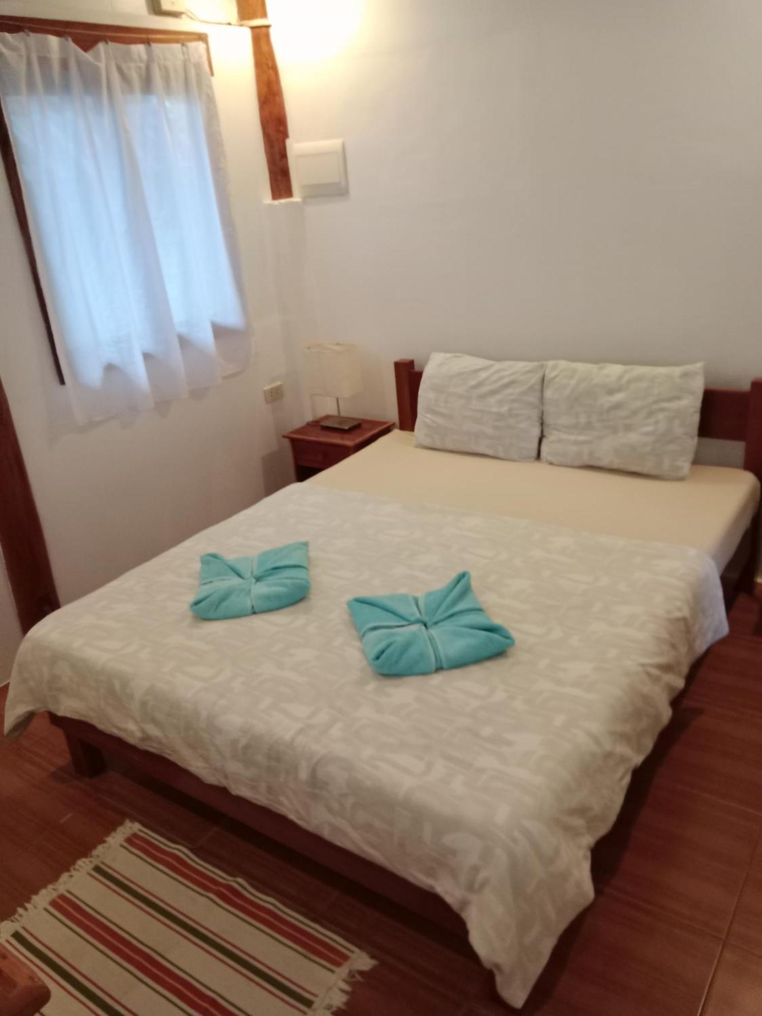 Pahiluna Guesthouse Panglao Buitenkant foto