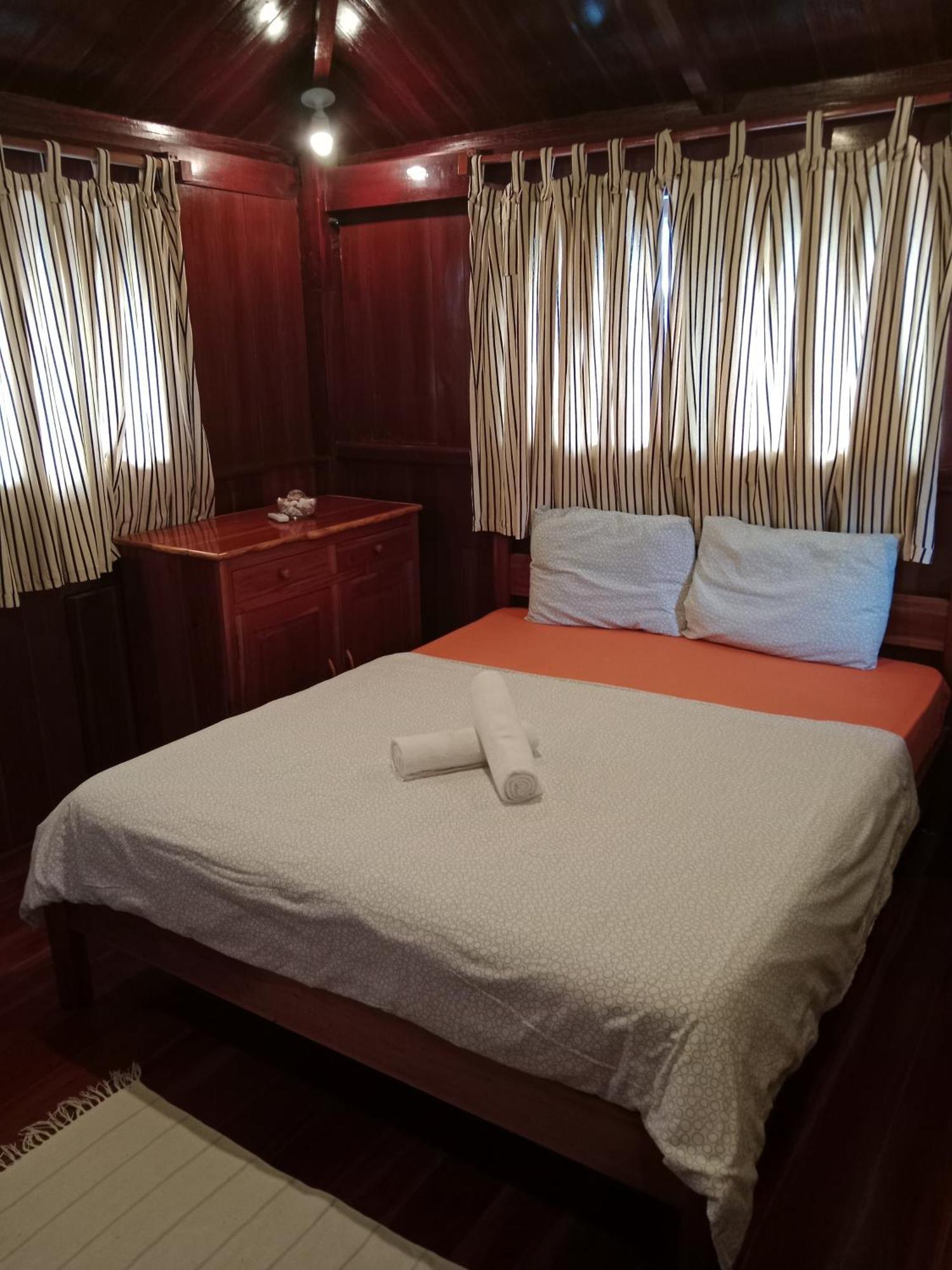 Pahiluna Guesthouse Panglao Buitenkant foto