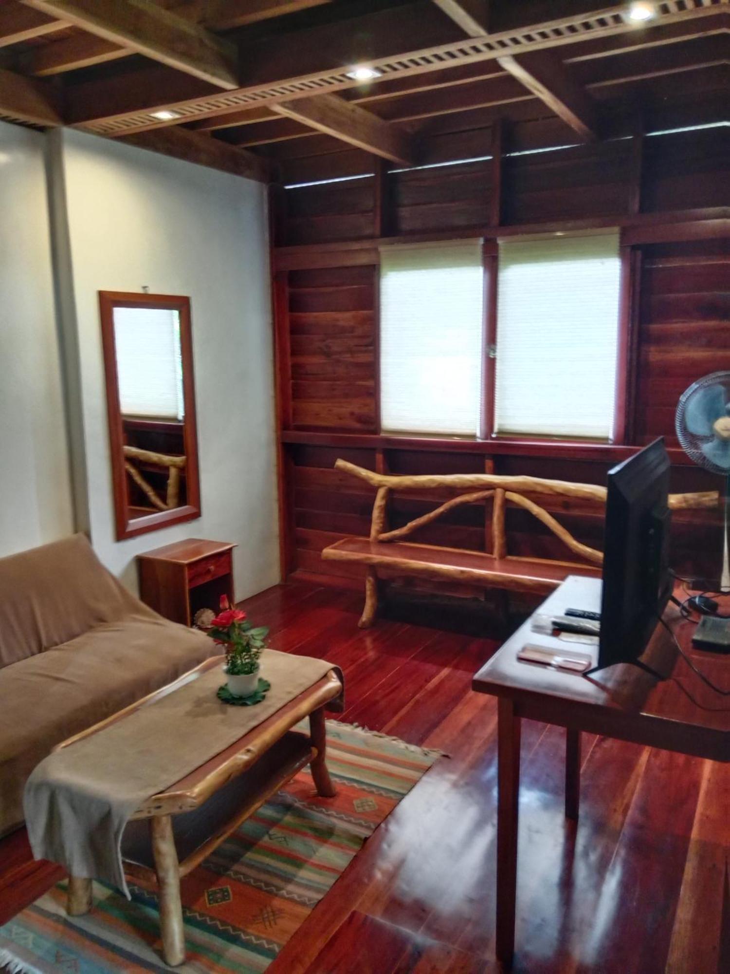 Pahiluna Guesthouse Panglao Buitenkant foto